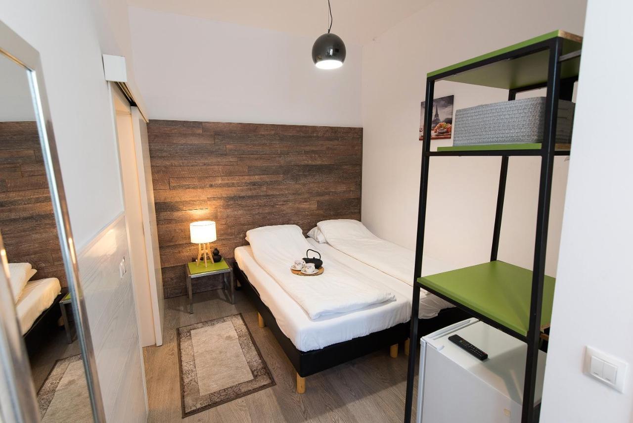 Ultra Central Bohemian Apartment 1 Cluj-Napoca Exterior foto